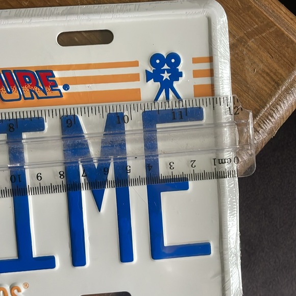 Universal Studios Back to the Future License Plate Decor - Picture 4 of 5